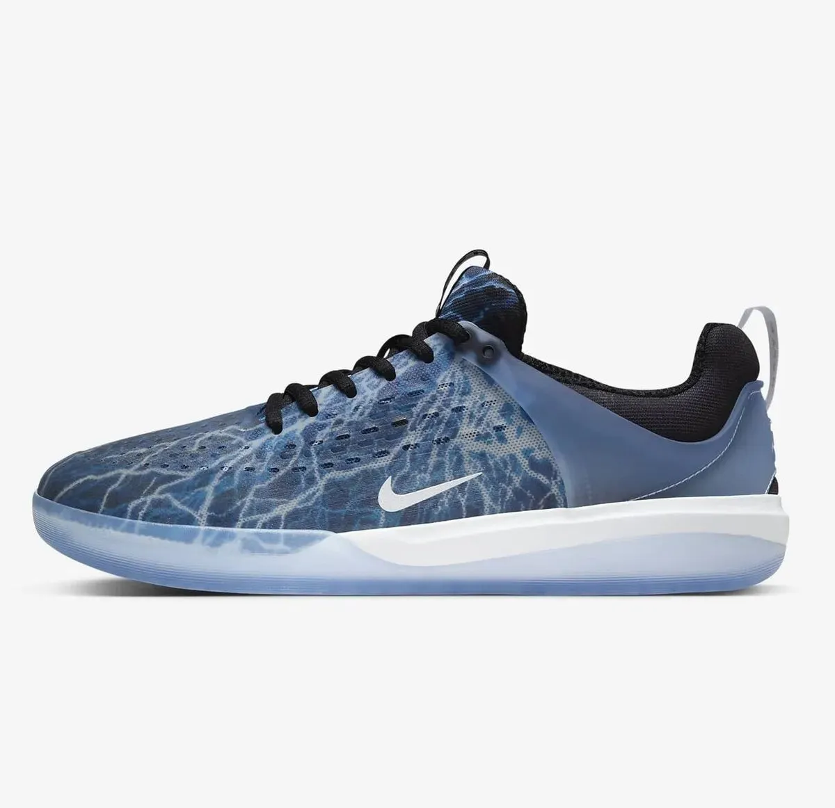 Comfort Lining Urban Movement Nike SB Zoom Nyjah 3 PRM Shoes - Black/Deep Royal-White