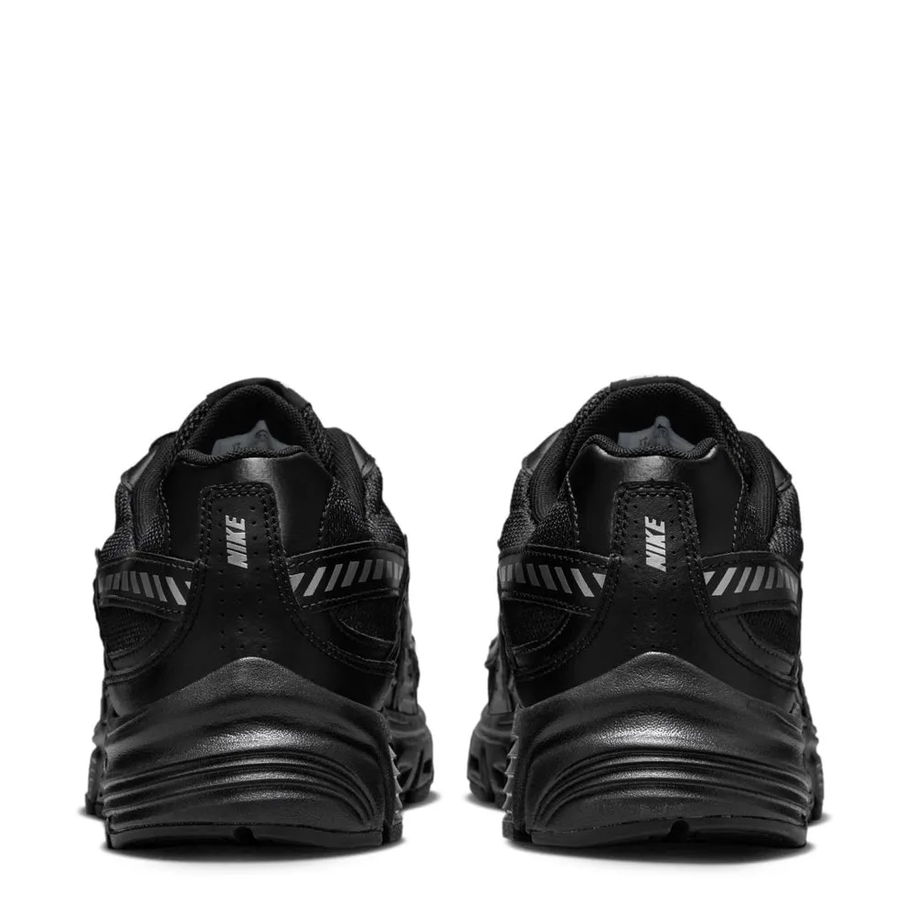 running in sand shoes Initiator - Mens