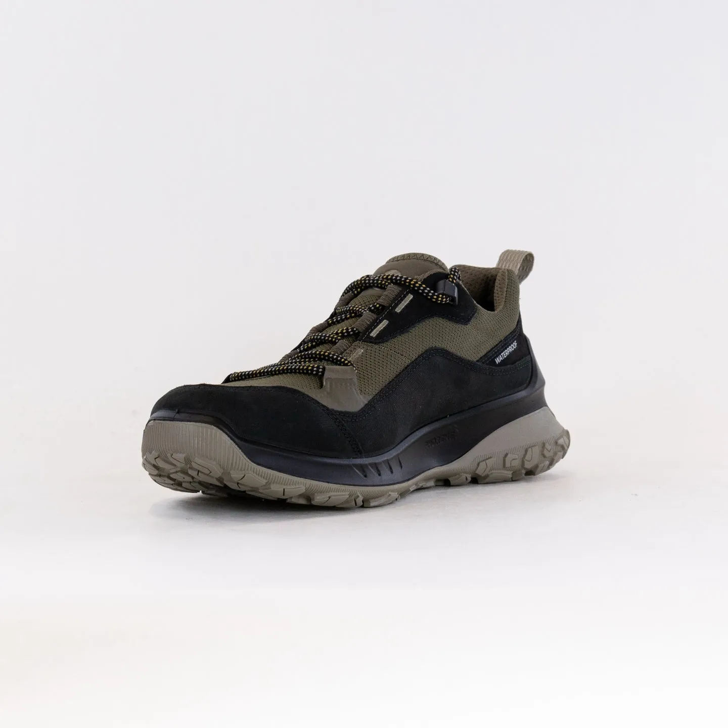 ECCO ULT-TRN Waterproof Low (Men's) - Black/Tarmac High Traction Design