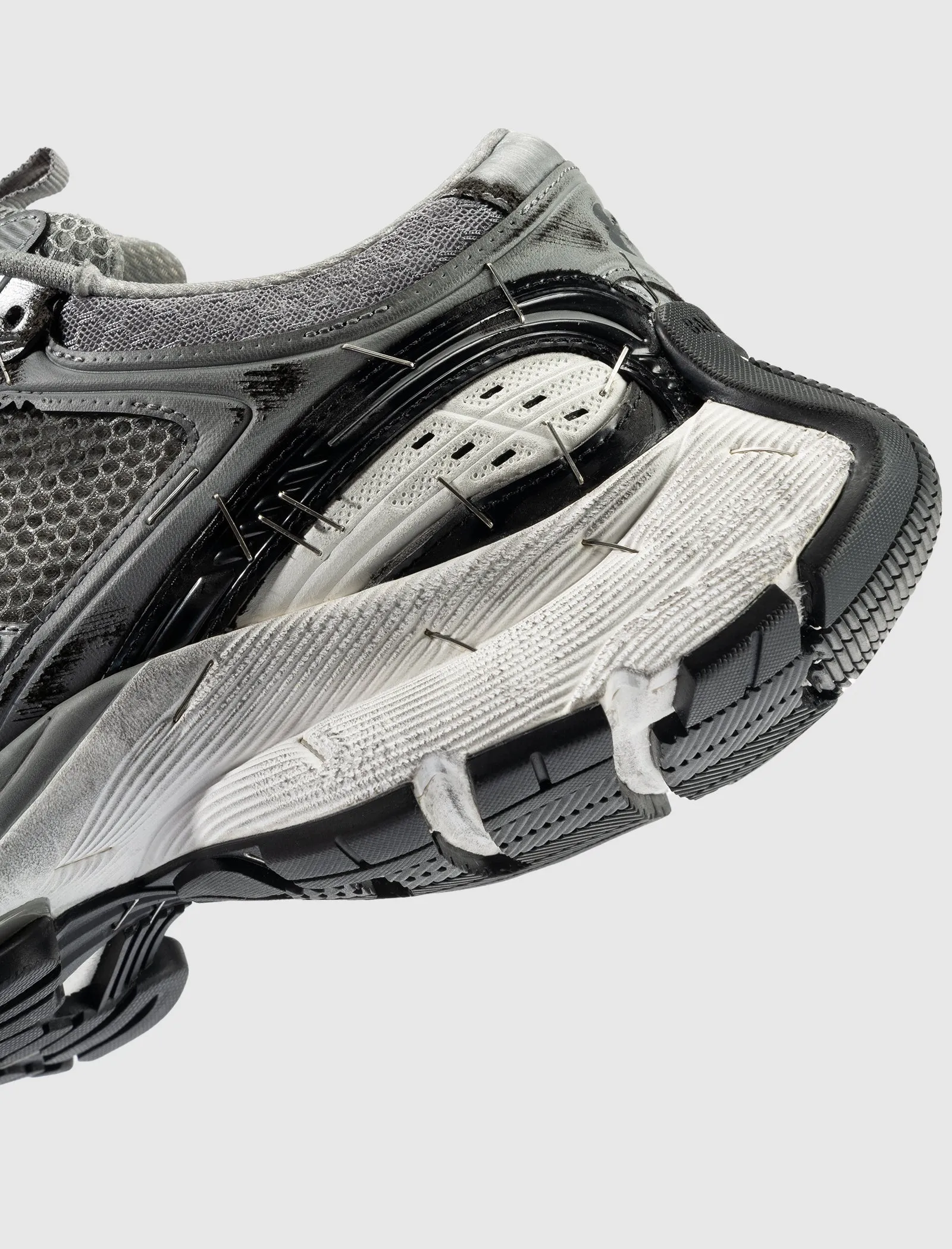 Leather STAPLER RUNNER "GRAY/ SILVER/ BLACK"