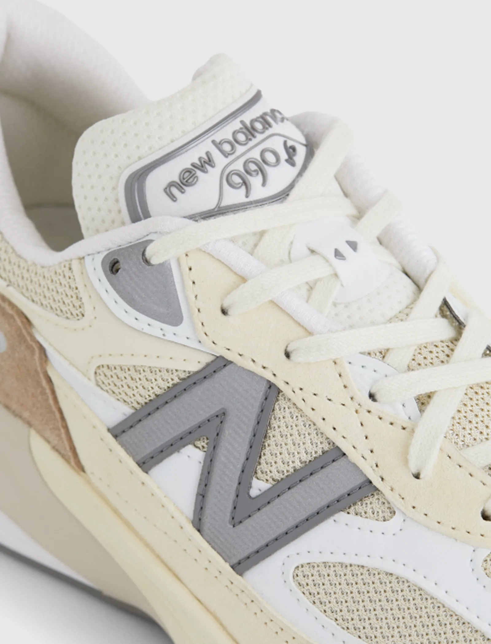 Trendy 990 V6 MADE IN USA "CREAM/WHITE"