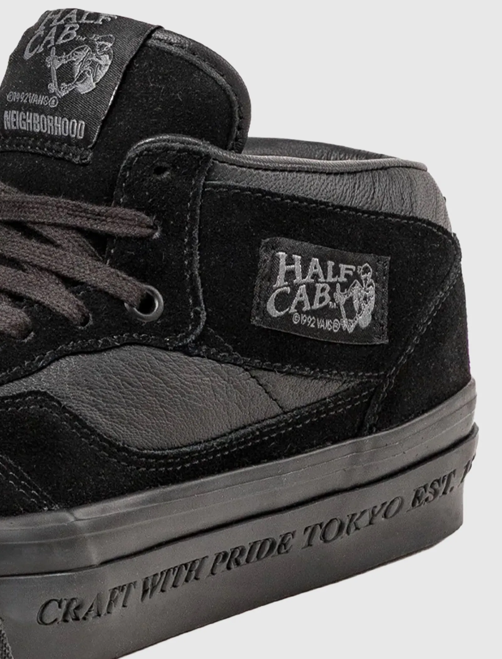 NEIGHBORHOOD X OTW HALF CAB 33 "BLACK" synthetic leather Color Mix