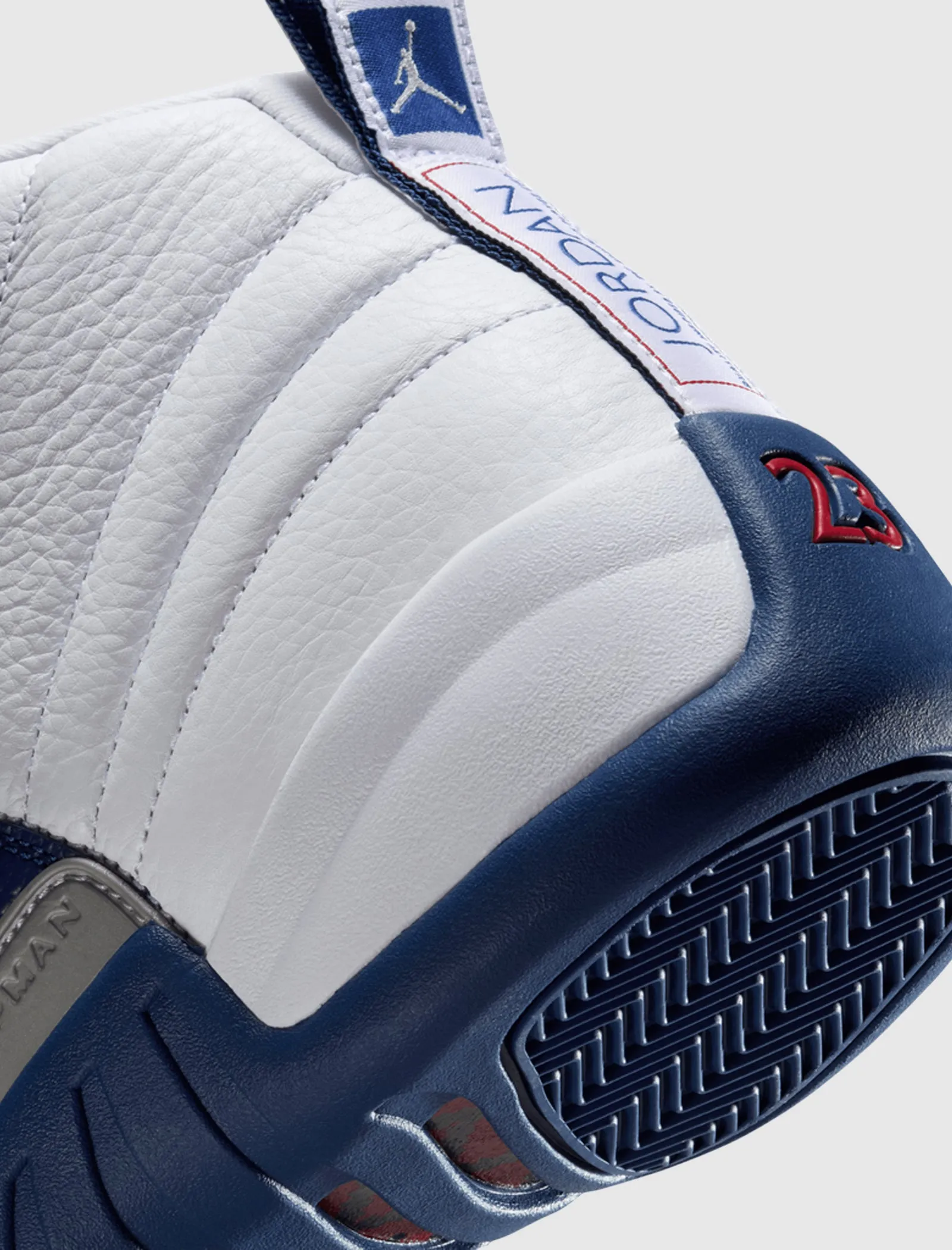 AIR JORDAN 12 RETRO "FRENCH BLUE" Cushioned Footbed Mid Top