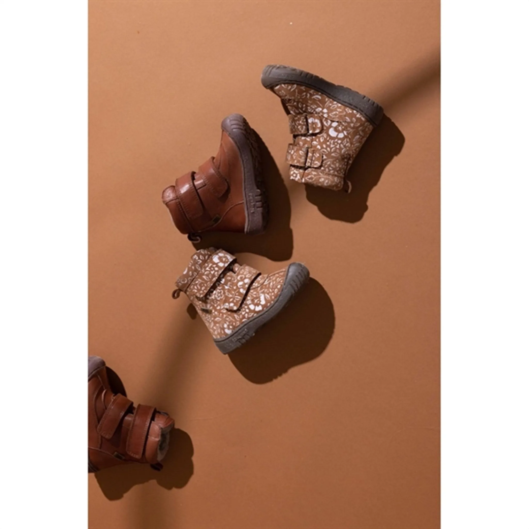 Mountain Cold Hiking Boots Bisgaard Evon Tex Shoes Brandy Flowers