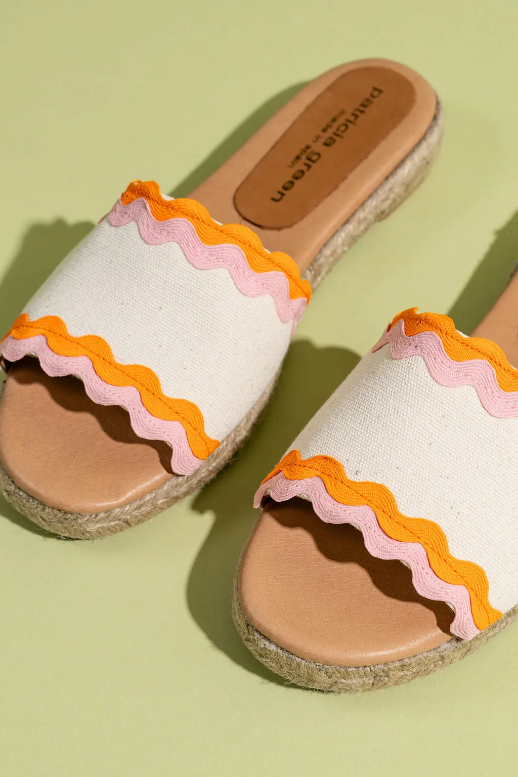Ava Ric Rac Slide Versatile Look Flexible Material