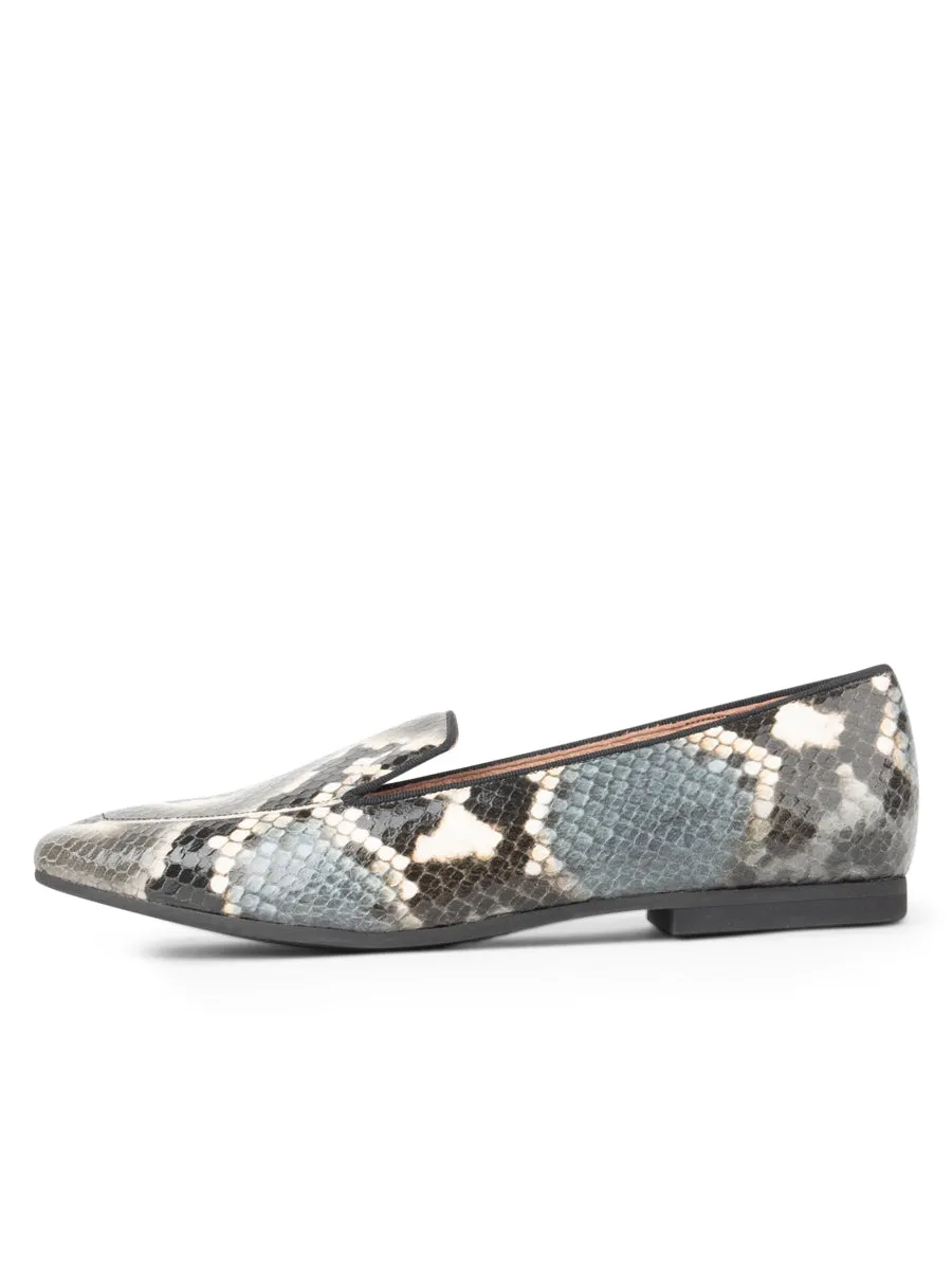 Maddox Squared Toe Loafer Week Easy