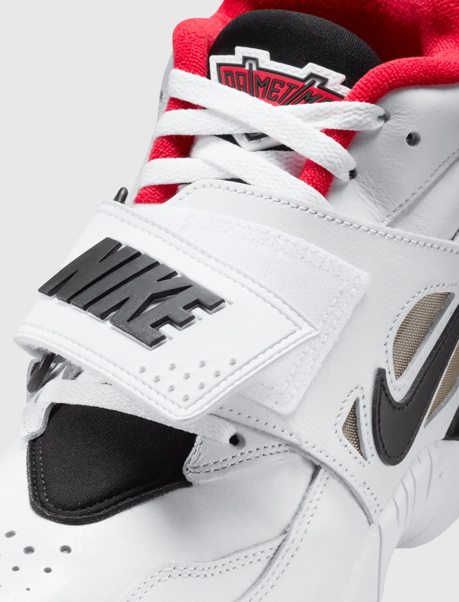 AIR DIAMOND TURF PROTRO '92 "WHITE/BLACK" Stable base