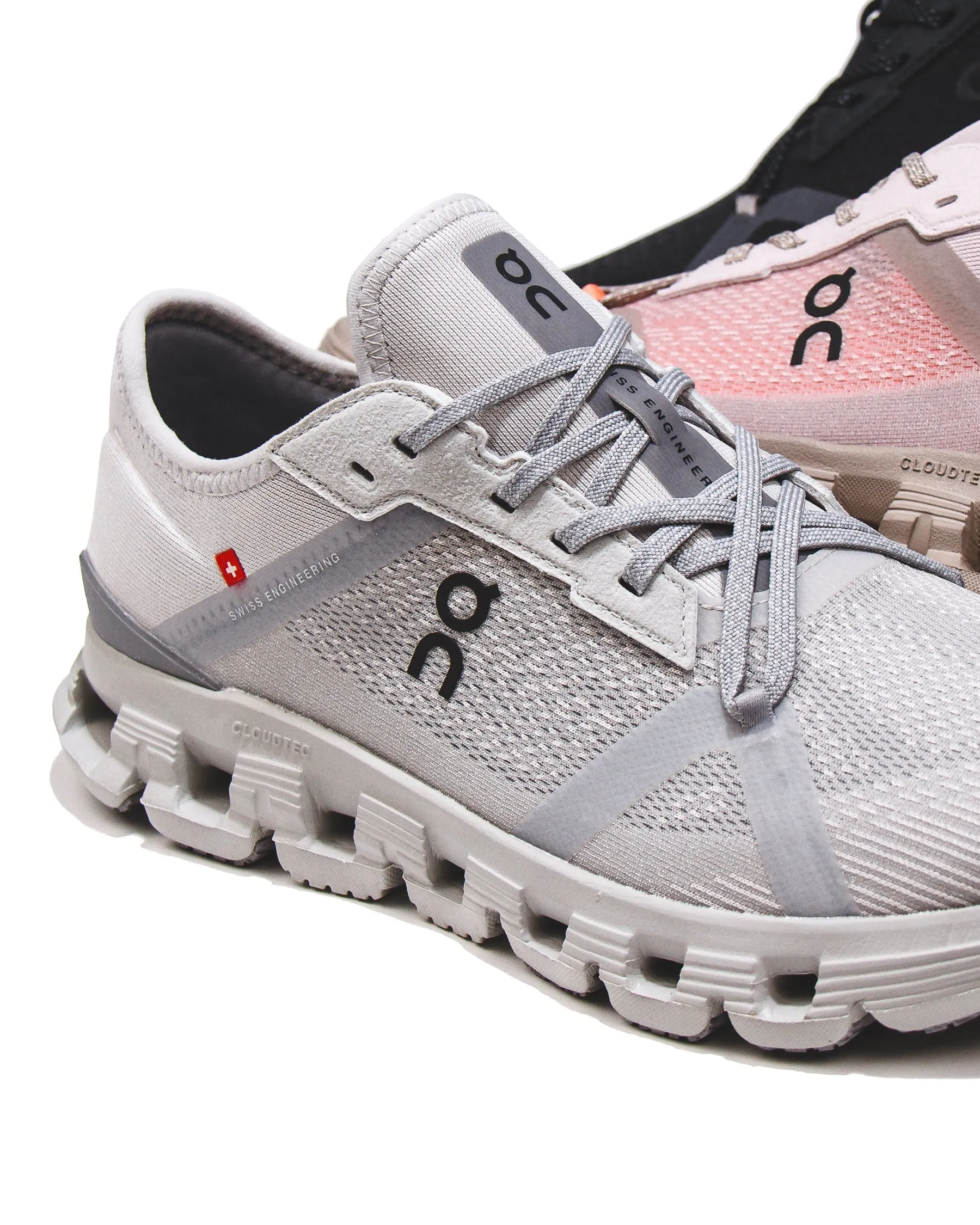 ON Women Cloud X 4 AD Wolf Alloy Core 3WF10173290 Supportive Core Weekend Warriors All Weather Everyday Users