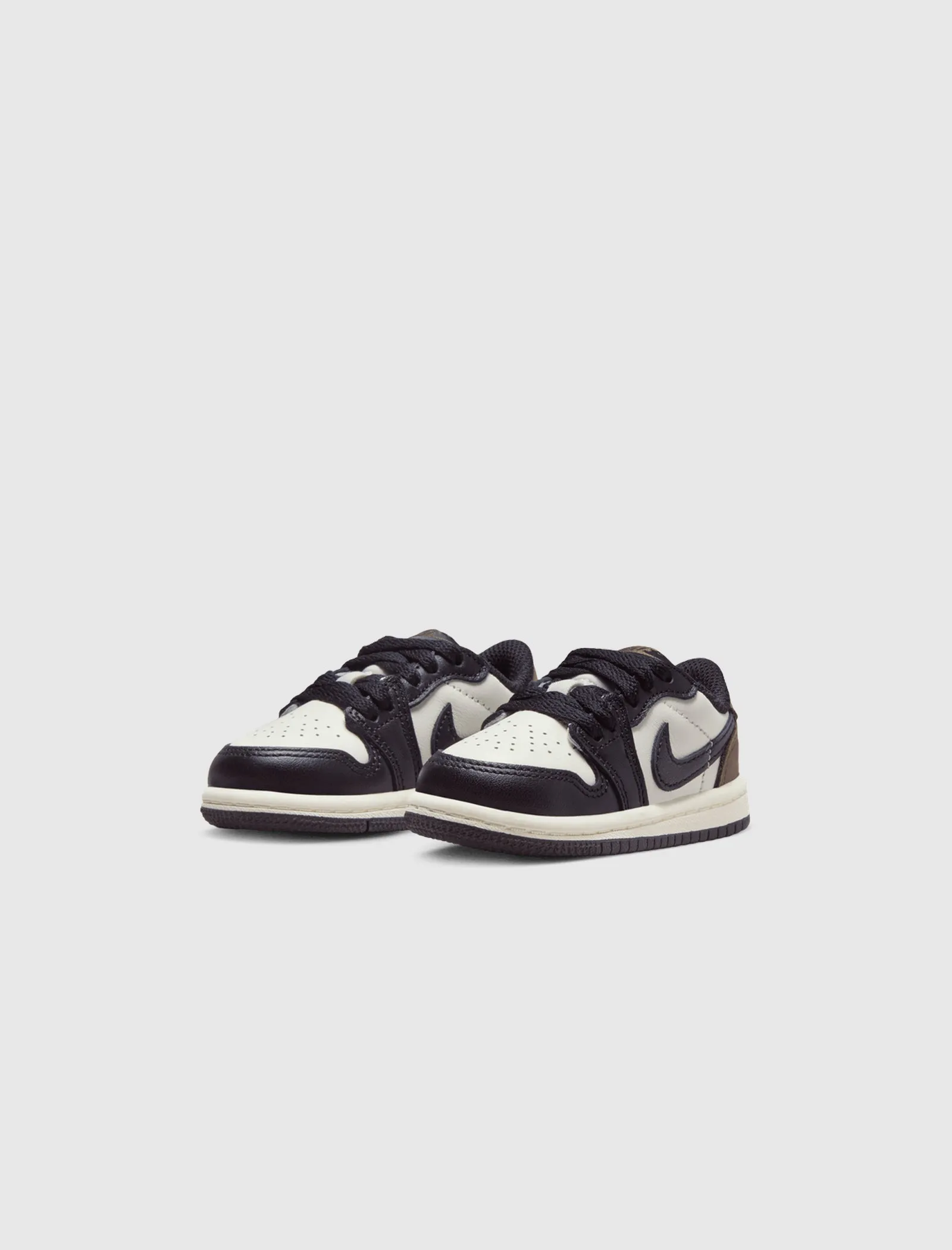 Play Mode Waterproof Outdoor Travel AIR JORDAN 1 LOW OG "DARK MOCHA" TD