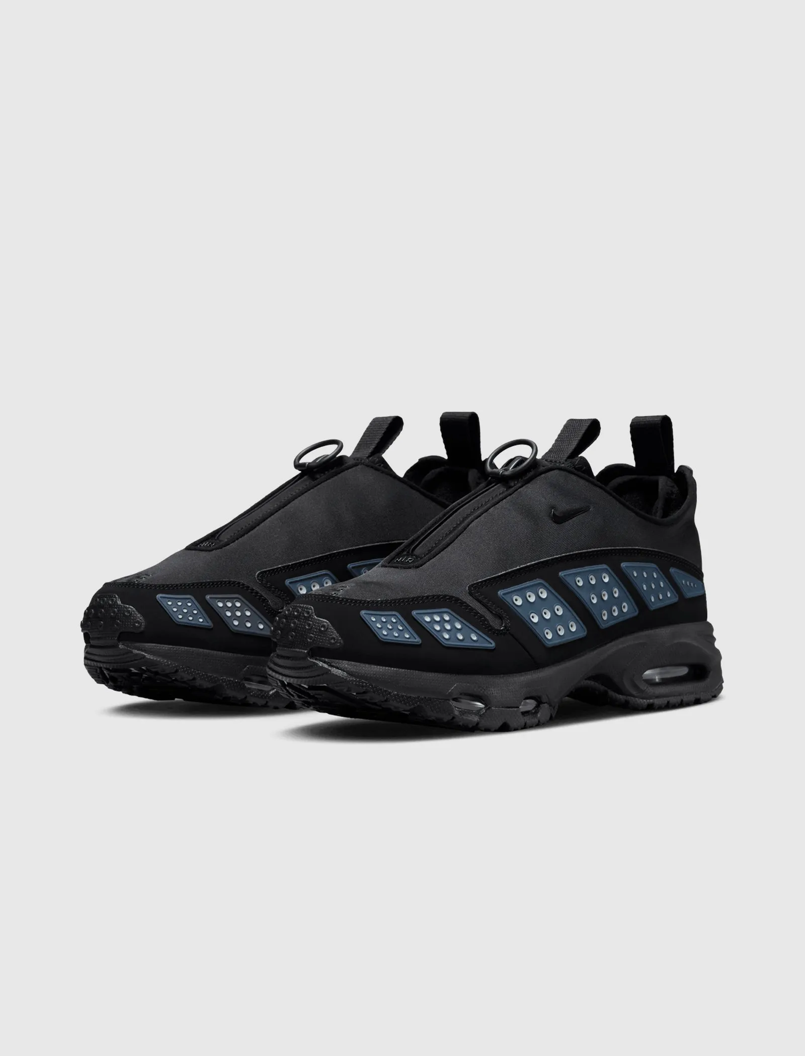 WOMEN'S AIR MAX SUNDER "BLACK/SILVER" Body Align Impact Resistance