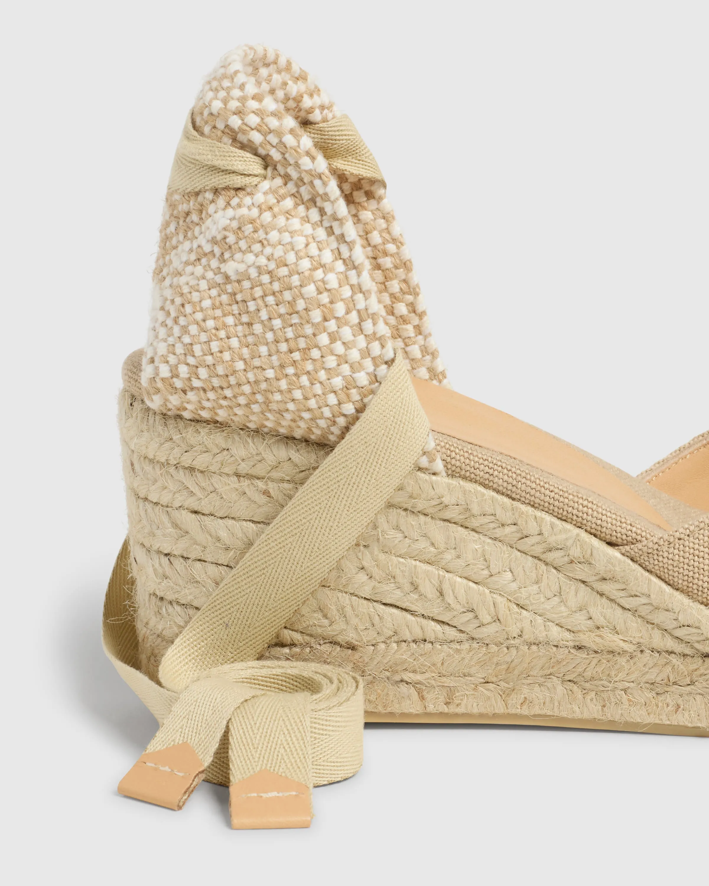 CARINA/6/002 Comfort Flex Zip Up Closure