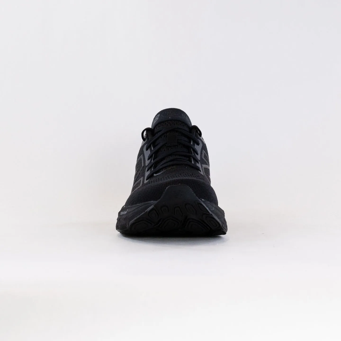 Studded Soles Slip-on New Balance 880v14 (Men's) - Black/Black Metallic/Black